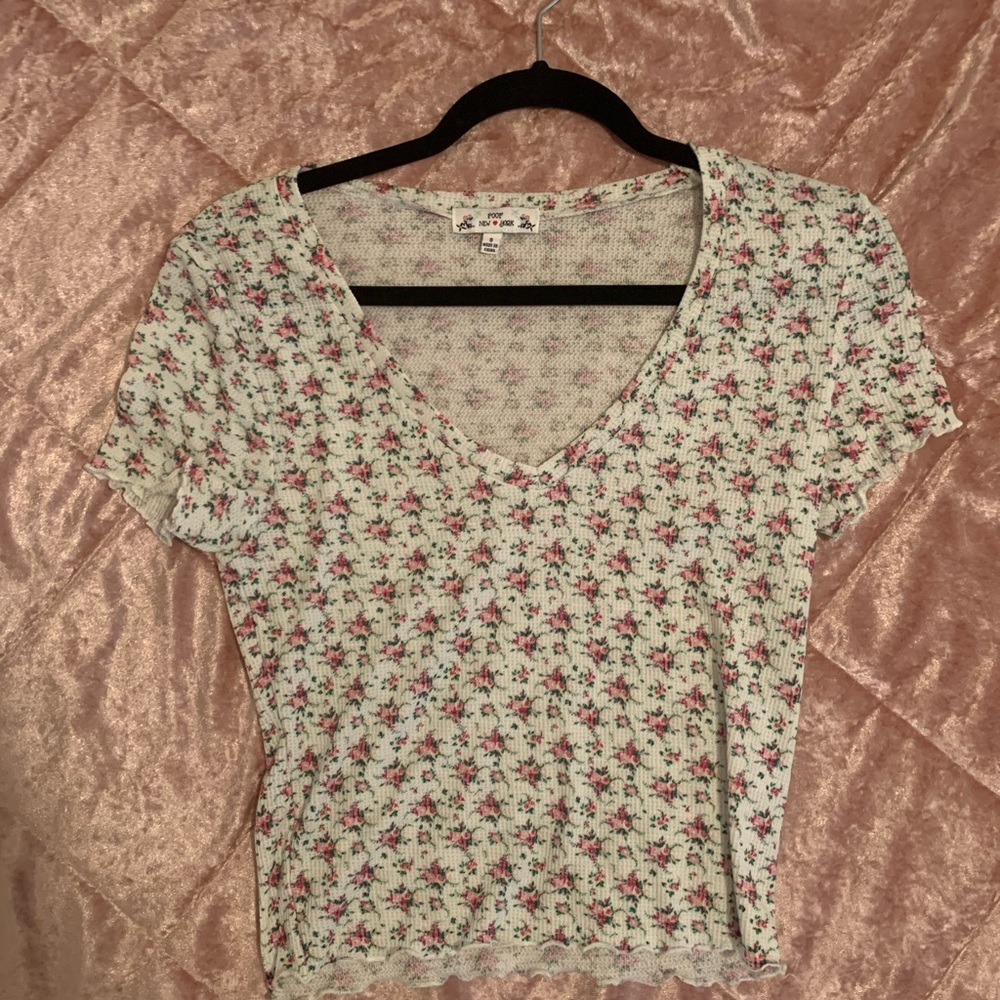 Flower crop shirt